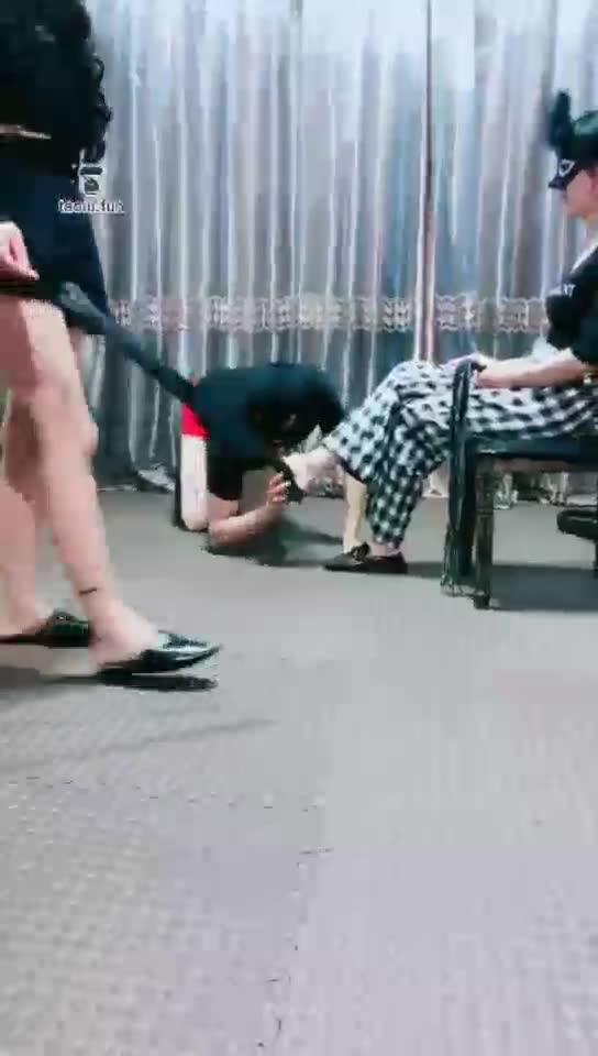 茹一 姐妹双主虐圈养私奴