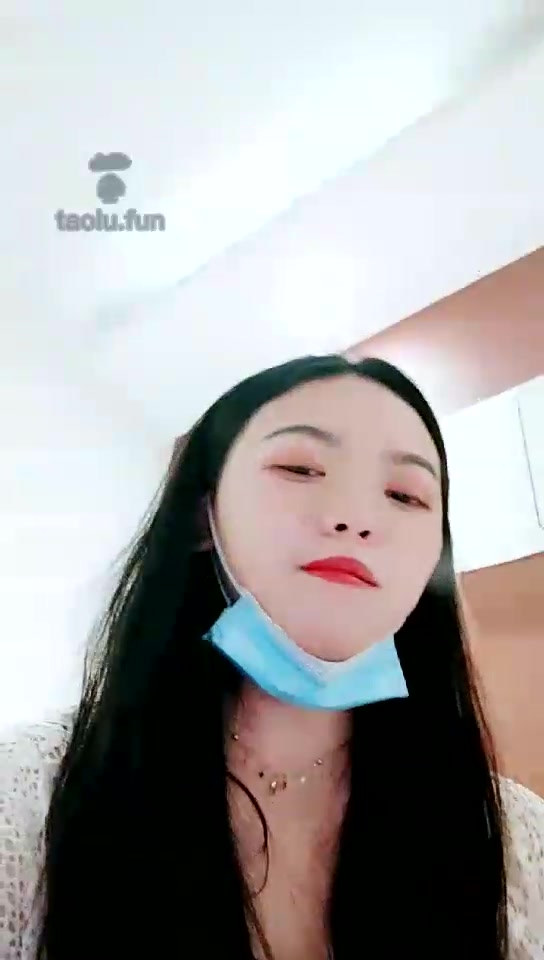 草莓 调教原味狗+裸足深喉