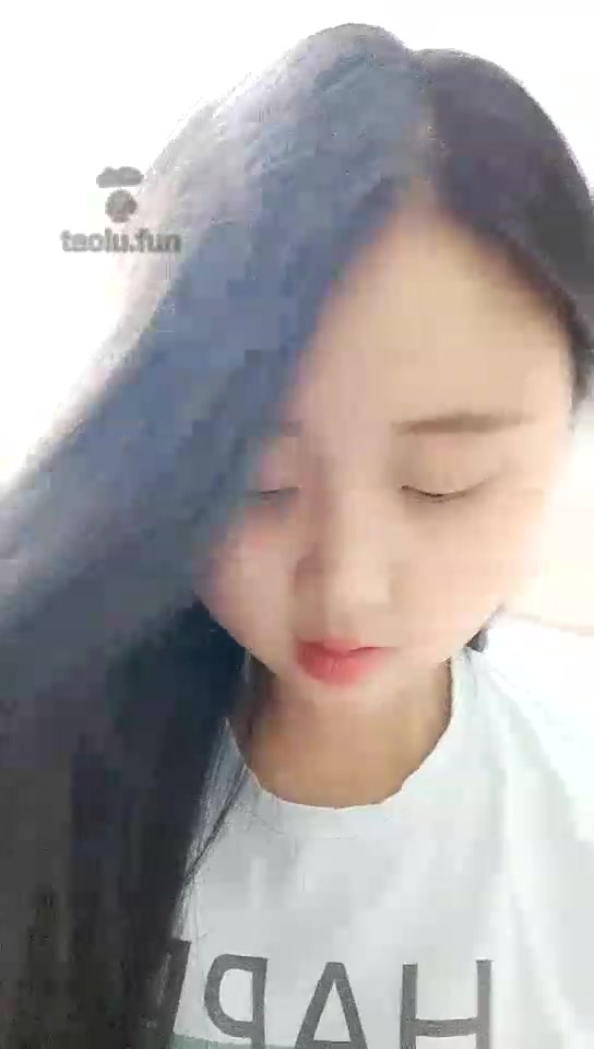 干禧年的小魔女 踩他