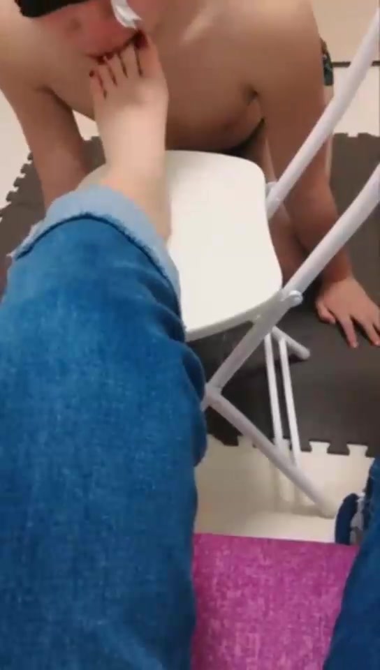 维凌 调教我的臭弟弟