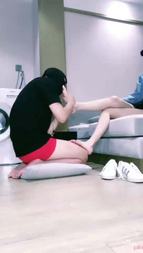 慕瑶 棉袜配骚货 脚趾甲真美