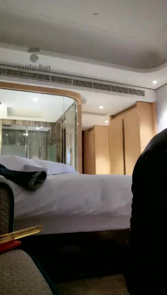 南妮Queen 高清 户外局户外调狗