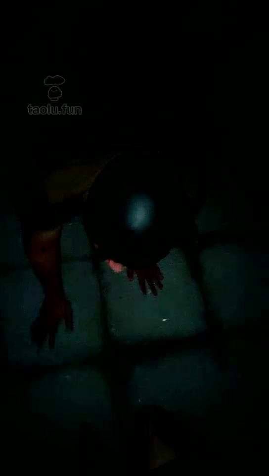 温州雅迪 调教贱狗舔脚SP吐奶