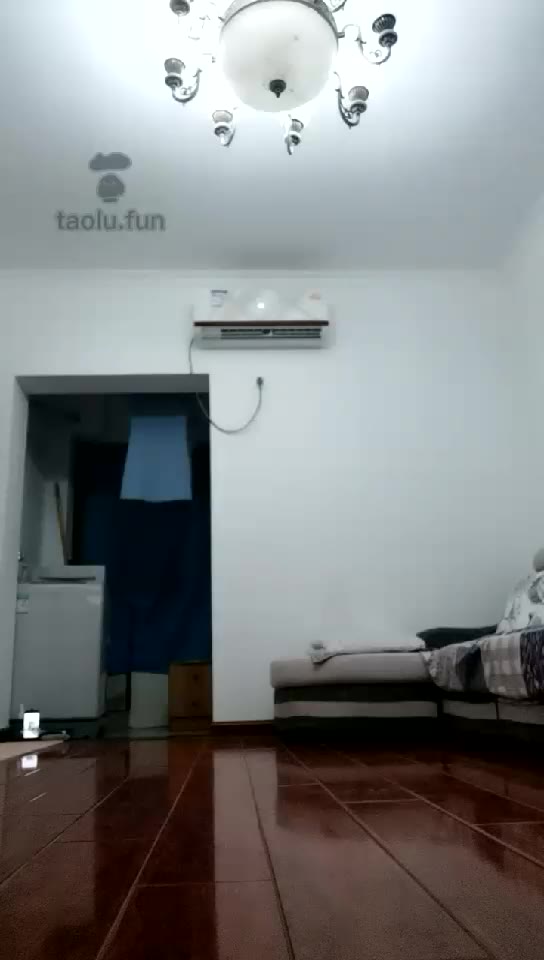 武汉幸运女王 骑马坐脸窒息 