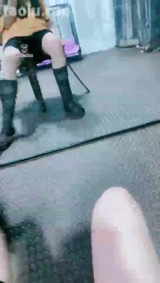 茹一  舔舔脚闲聊爽爽哒 