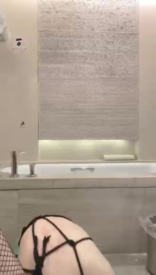 百变妖鹿 万恶之源 之随心所欲舔脚 