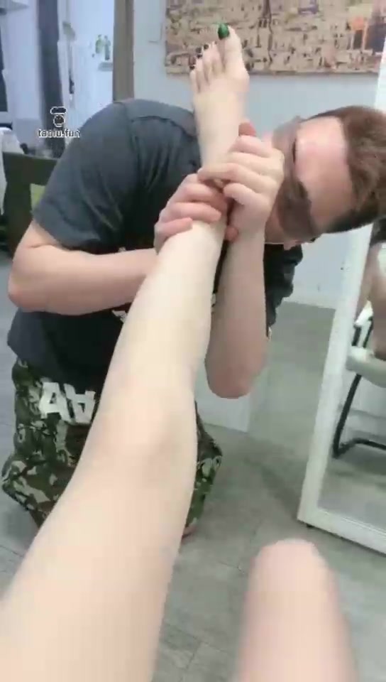 黎离 舔脚场 女神级