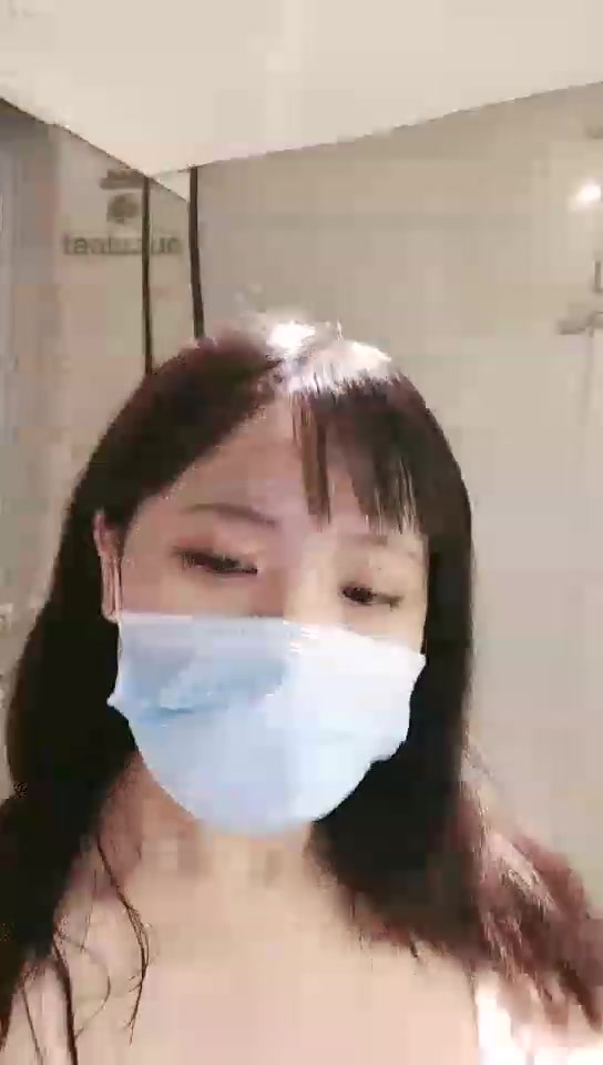 凌夏 TJ：浴缸玩狗喝洗澡水虐乳 