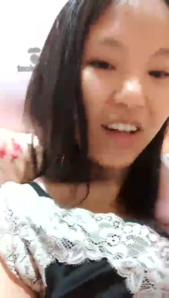蕊闻女神 用嘴伺候女神洗脚 