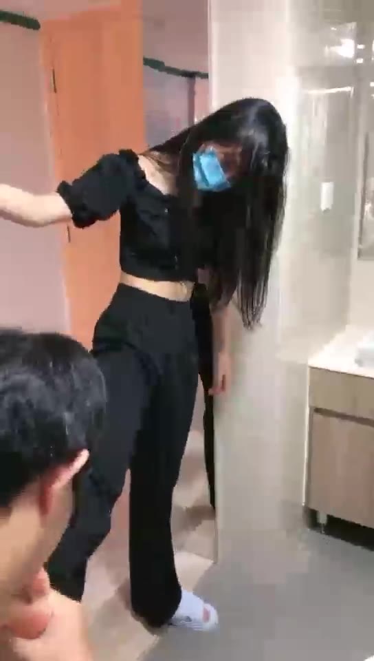 MS-Cc 水管工向M男转变的过程 浴室诱惑 