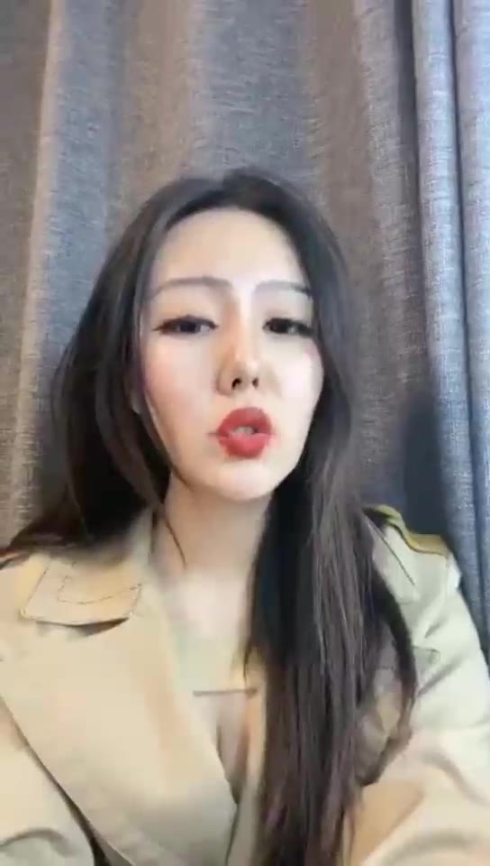 可可JOJO 第一视角裸足口水圣水羞辱 