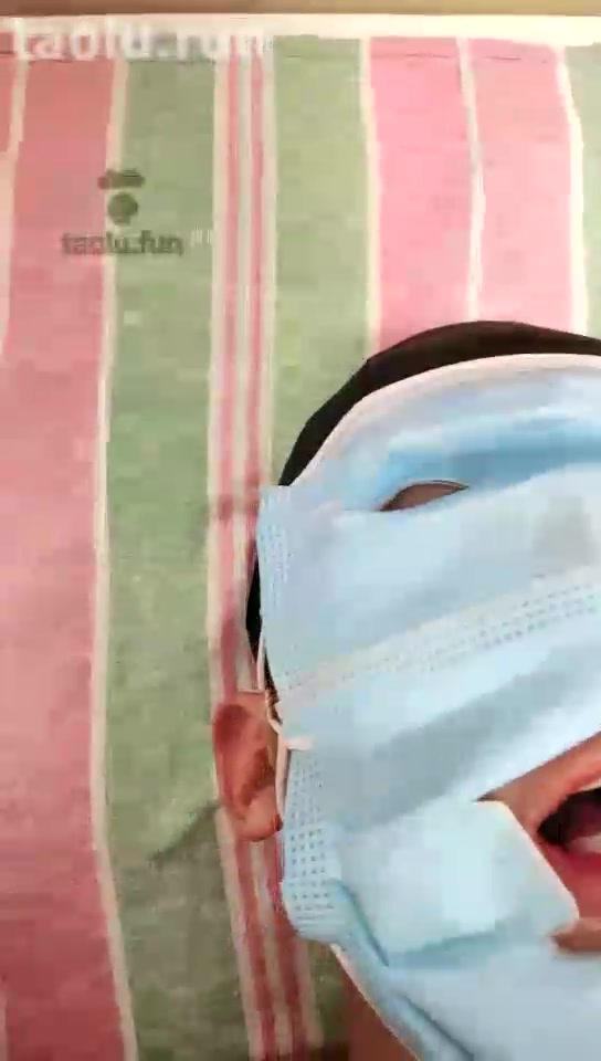 安琪拉 继续玩狗舔脚 
