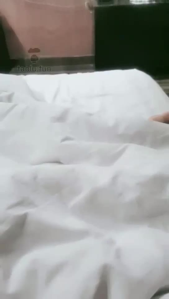 阳光夫妻 三条贱货来伺候主人 