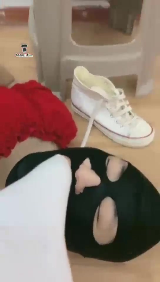 不田 闺蜜生活化伺候 原味棉袜塞嘴 