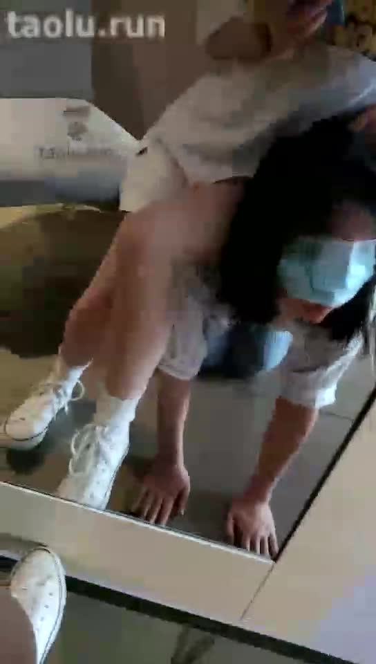 HD, see how cheap you Xiaobai is to train female slaves in canvas shoes