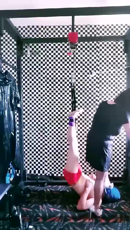 女魔头 刑幻神幽 