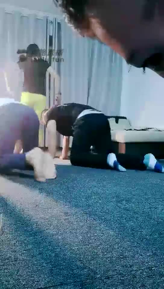 墨云 弟弟的女同学 是S是奴由天定喔 