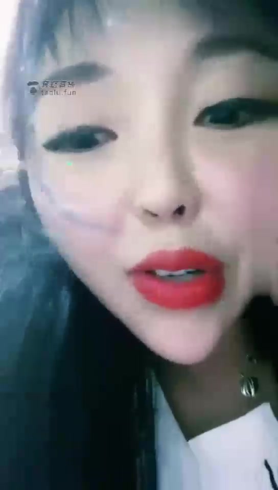 王妃 剧情萝莉大叔红绿灯 