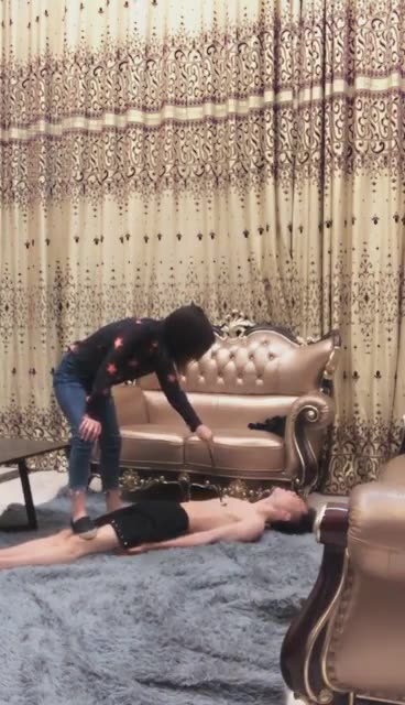 酷奇 深夜各种玩贱狗 爽 