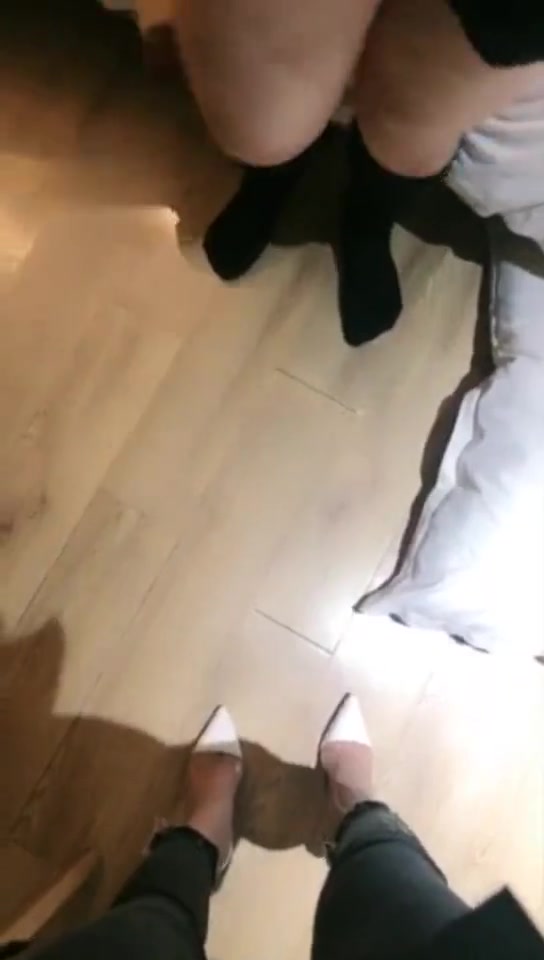 摇摇殿下 深夜制服诱惑花样虐狗 