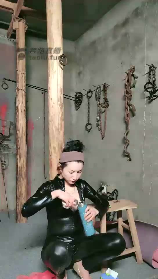 一绳有你 高清 资深绳艺师现场捆绑教程 