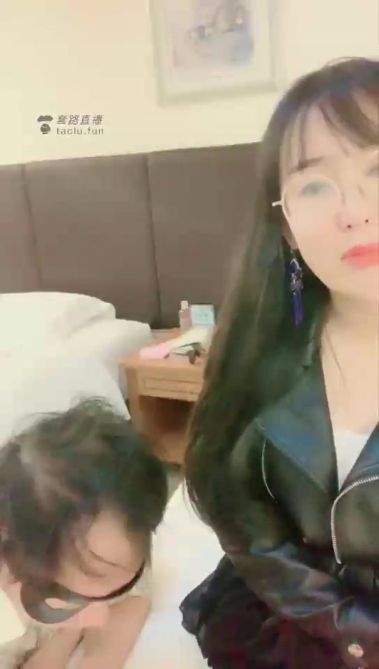 无情大人 洗头记 在我脚下 在我手心里 