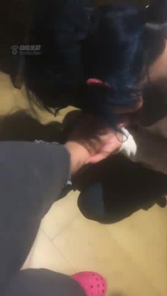 女M安小可 女奴安曼骗挺狠的素人去洗浴玩 