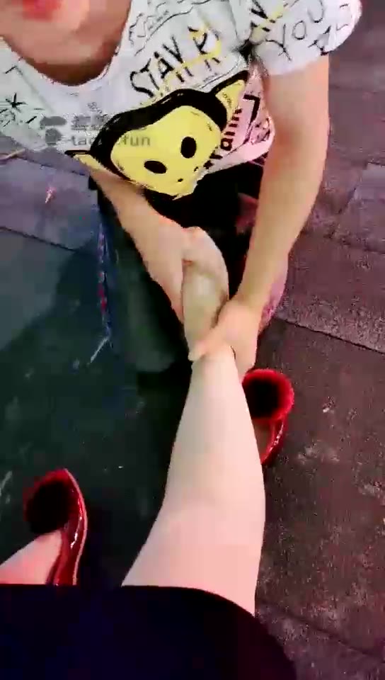 郭照Queen 晚上户外 遛狗 玩乐 