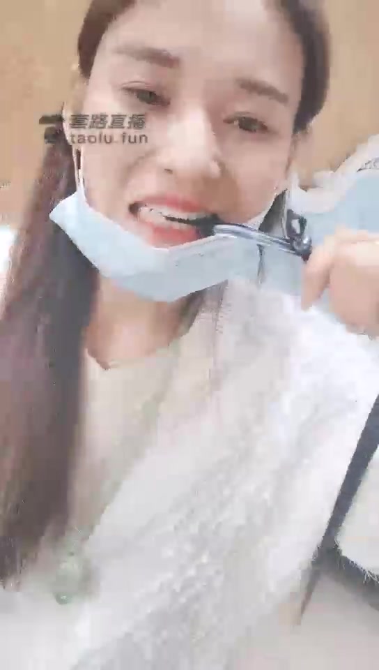 璐希 模特美女关门打狗 皮裤高跟虐 