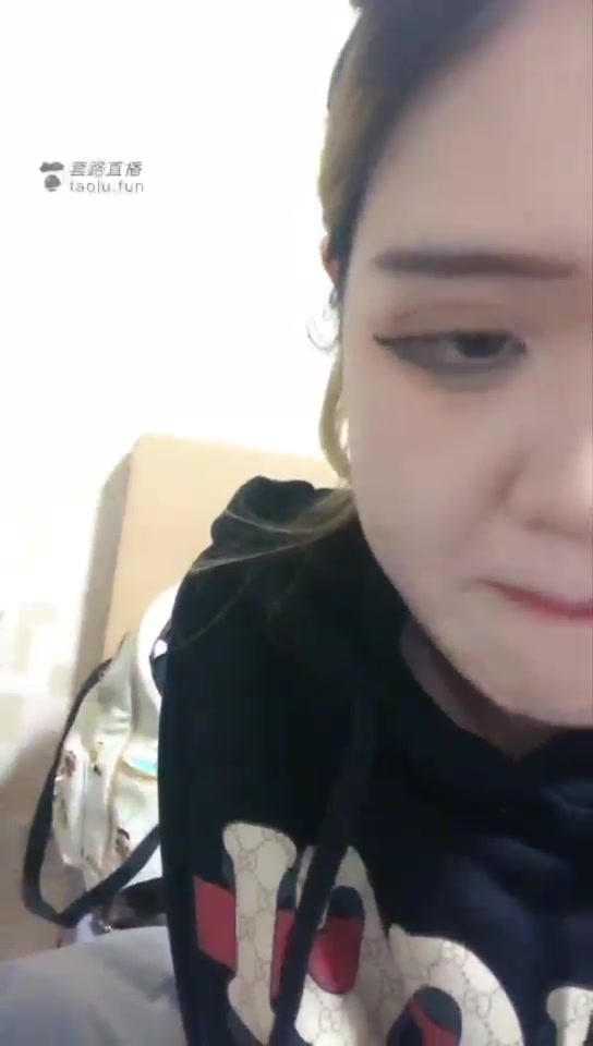 子墨 高清 文文来犯贱 