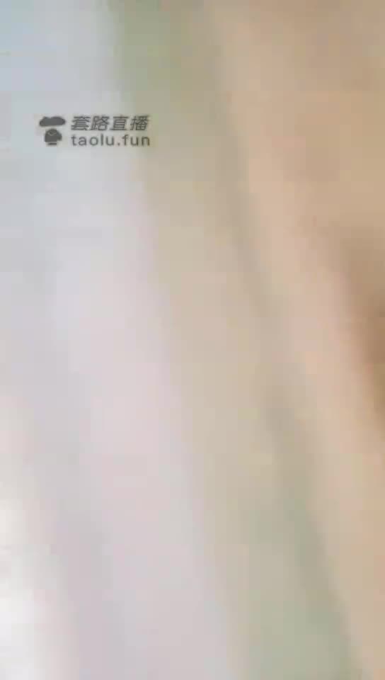 媚娘女王 阿姨商场寻找素人调教 
