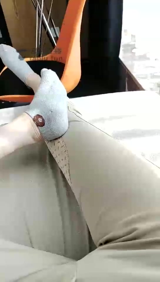 马靴大大 踩踏 骑马 恋足 踢裆 