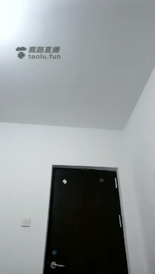 曦宝贝 女奴生活化调教 钻胯 