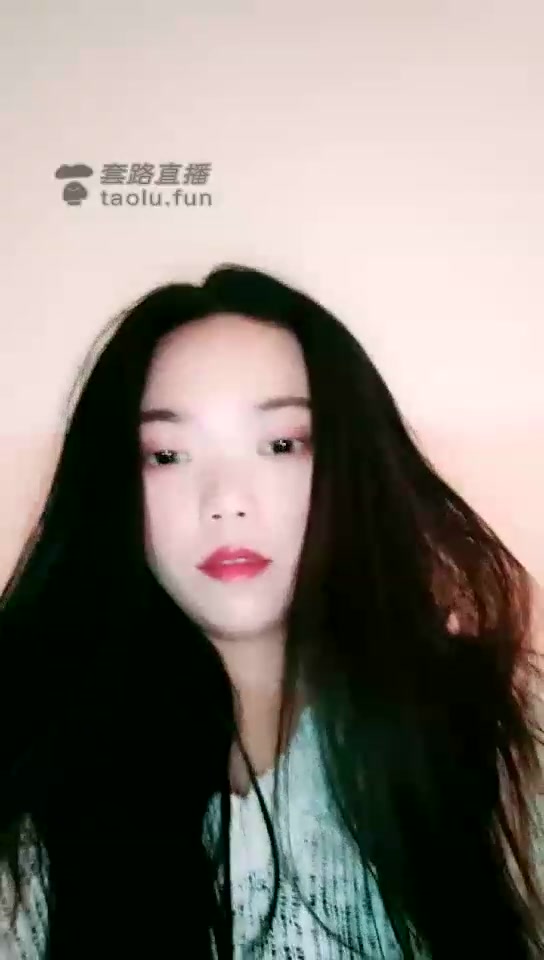 草莓 肉丝美脚踩脸 