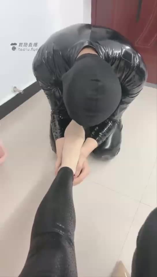 斯文妖精 舌头擦鞋布 舔高跟专场 