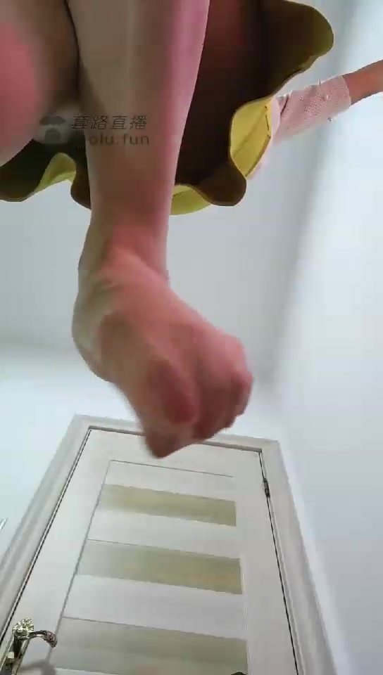 芒果s 第一视角 踩你个贱货 