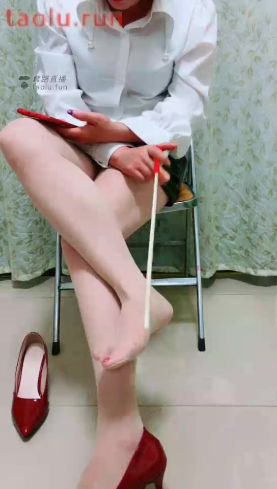 瑾玲女王 高清 第一视角 榨精 红绿灯 
