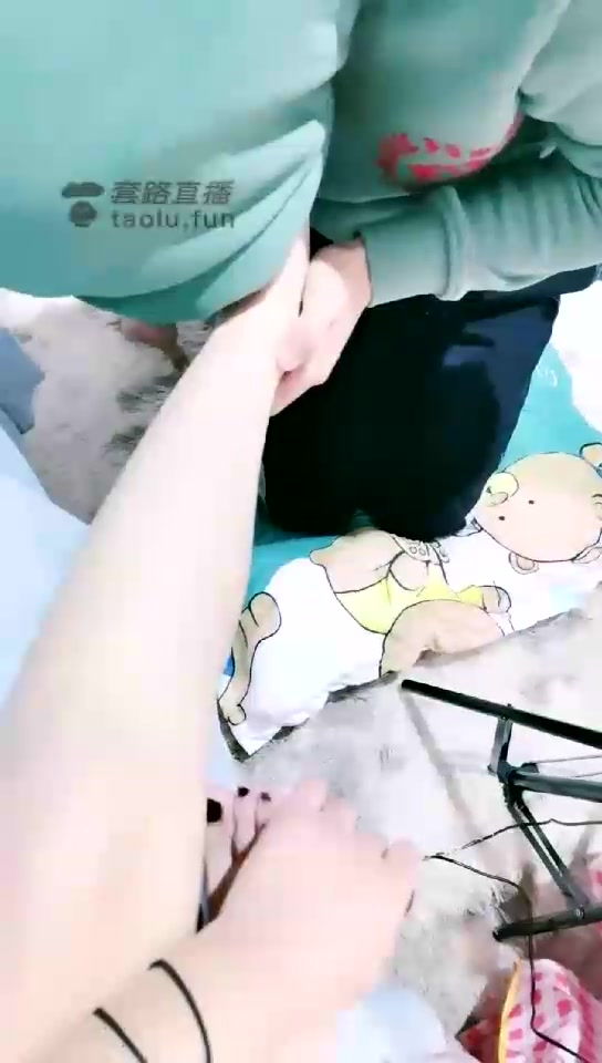 KinaQUEEN 踩踏 踢裆 深喉 sp 喝洗脚水 