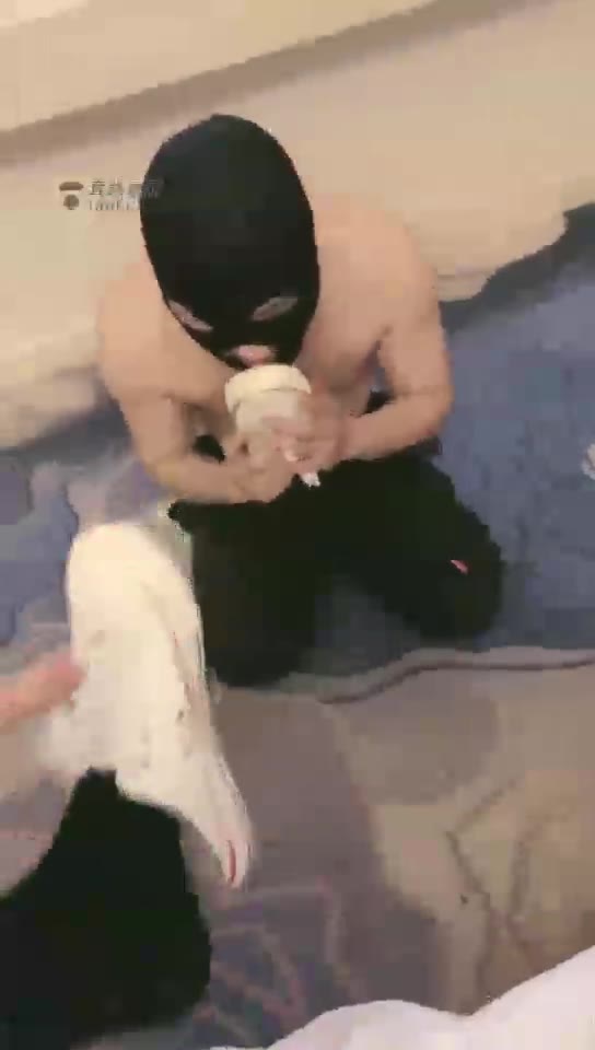 可可 高清 耳光专场 帆布鞋踩舌头 