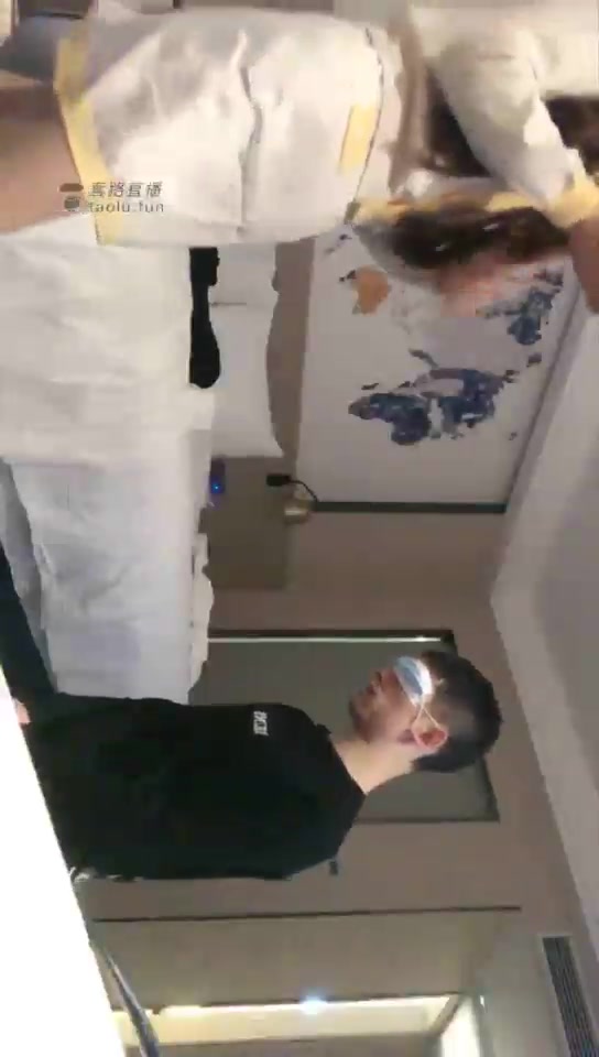 可可 100个耳光 