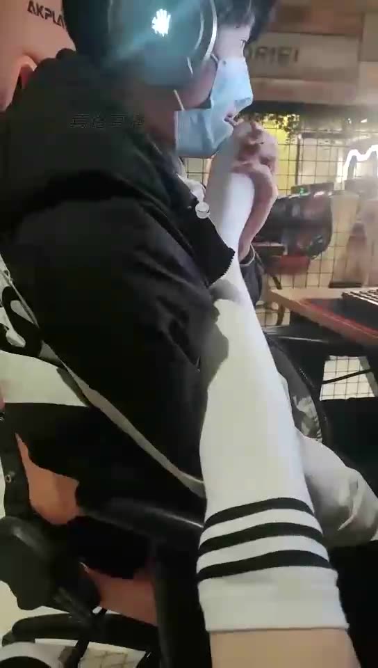 00小主 网吧调教开发素人 帆布鞋长筒棉袜 