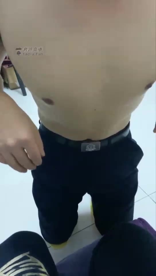 随心 忠犬皮皮舔脚伺候 