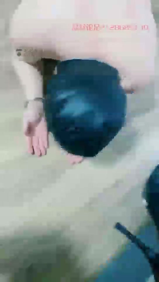 高傲 贱狗的第一次调教 很贱很听话 