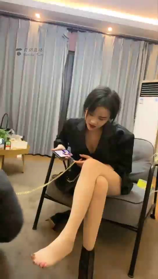 亚兮 公公要受刑 严厉无情 