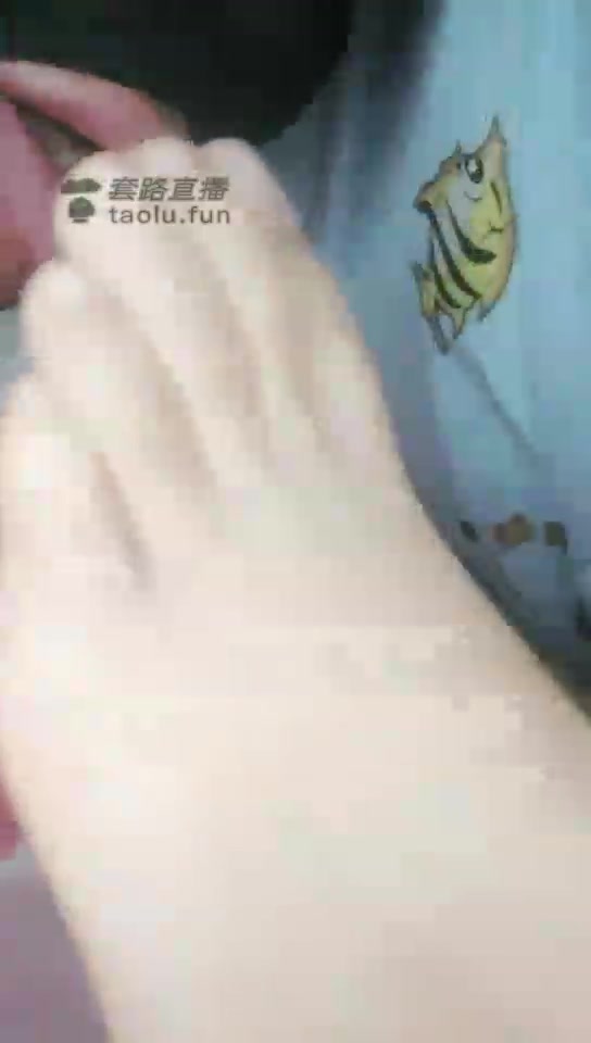 玲珑小主 人形闹钟舔脚唤醒 