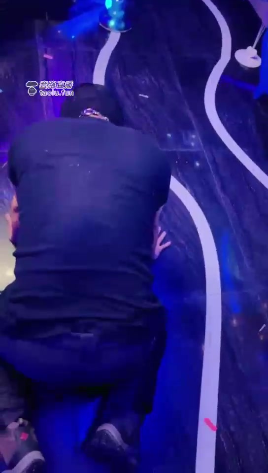 南烟大大 KTV让堂妹看我调老狗 下 