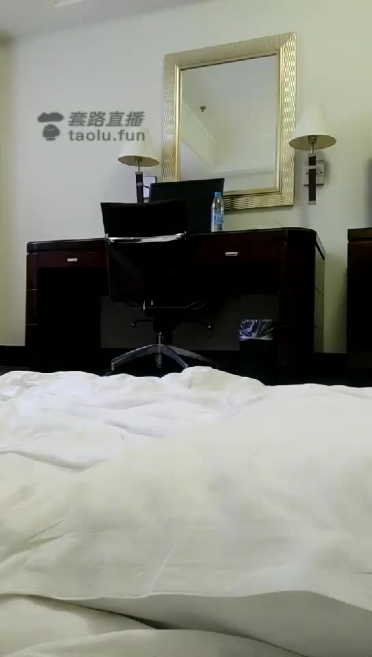 天使 灵活的舌头下贱舔 