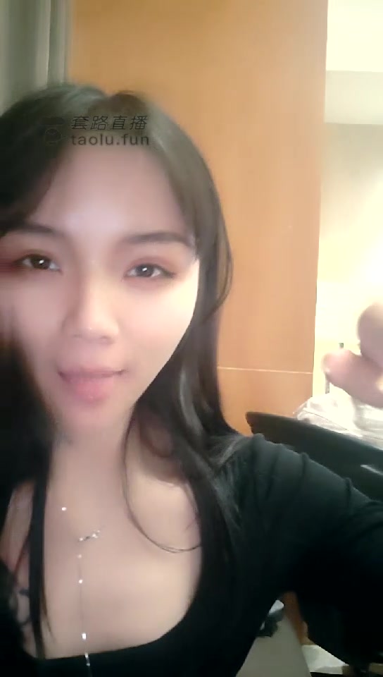 宇王and瑾王 放狗粮一个屁去闻吧 