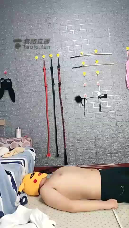 微笑 调教室训狗 