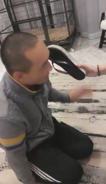 圣蒂祖宗 同好共享 羞辱送外卖的小哥  